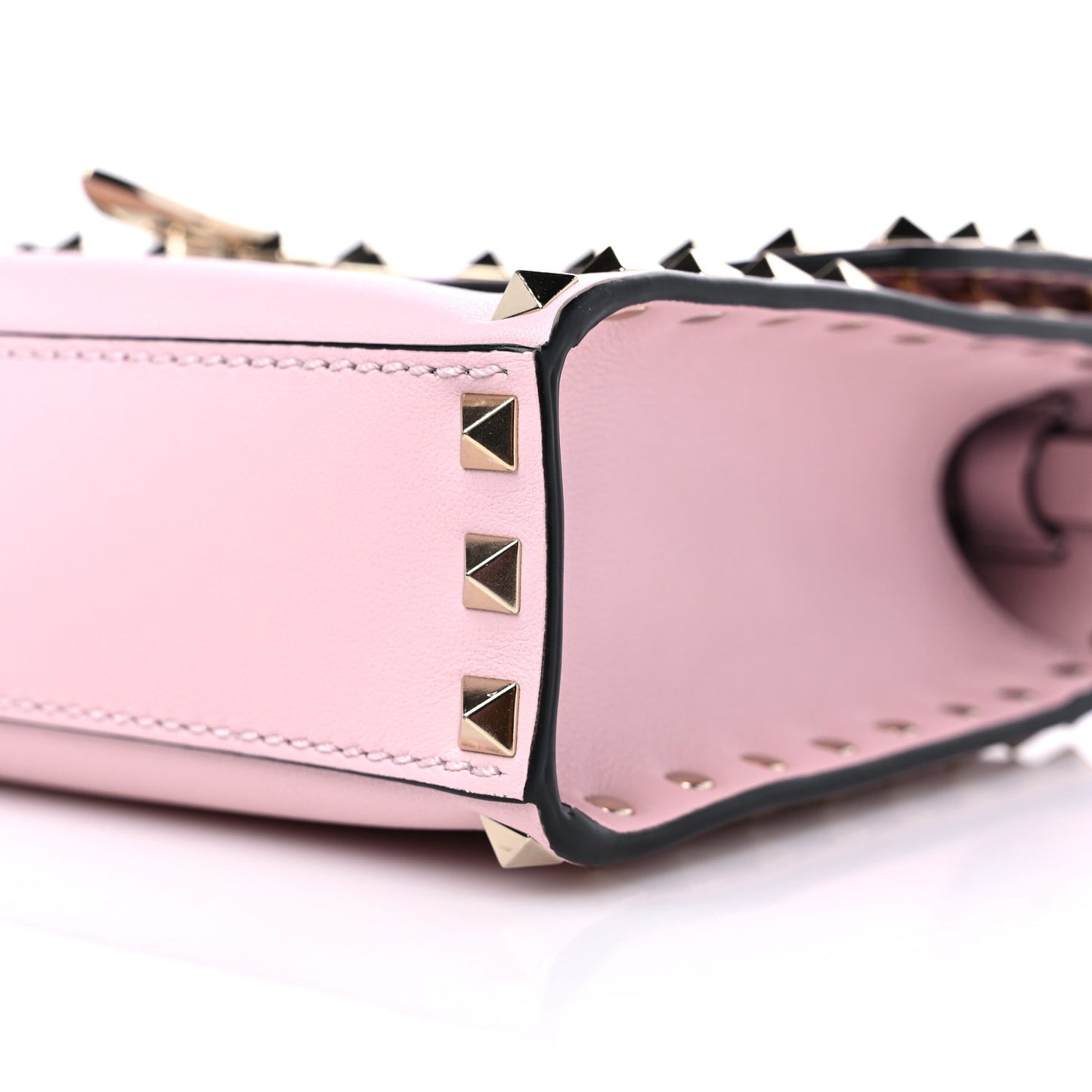 Vitello Medium Rockstud Flip Lock Crossbody Bag Rose Quartz