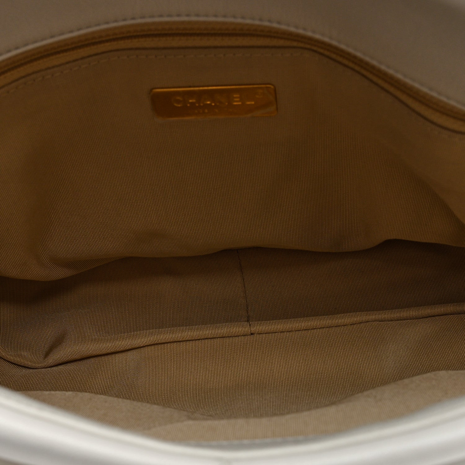 Chanel Goatskin Quilted Large Chanel 19 Flap White 5 of 10
