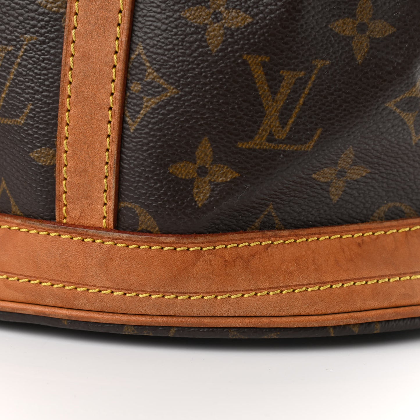 Monogram Bucket 27