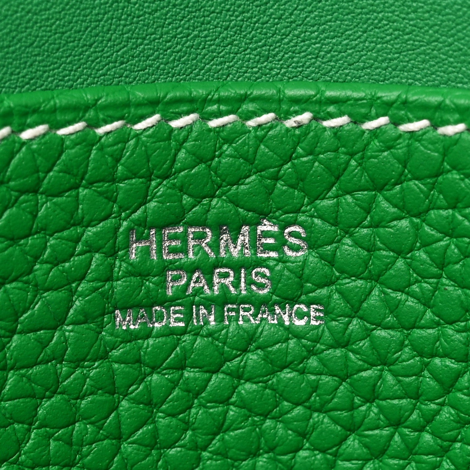 Hermes Taurillon Clemence Halzan 31 GM Bambou 6 of 9