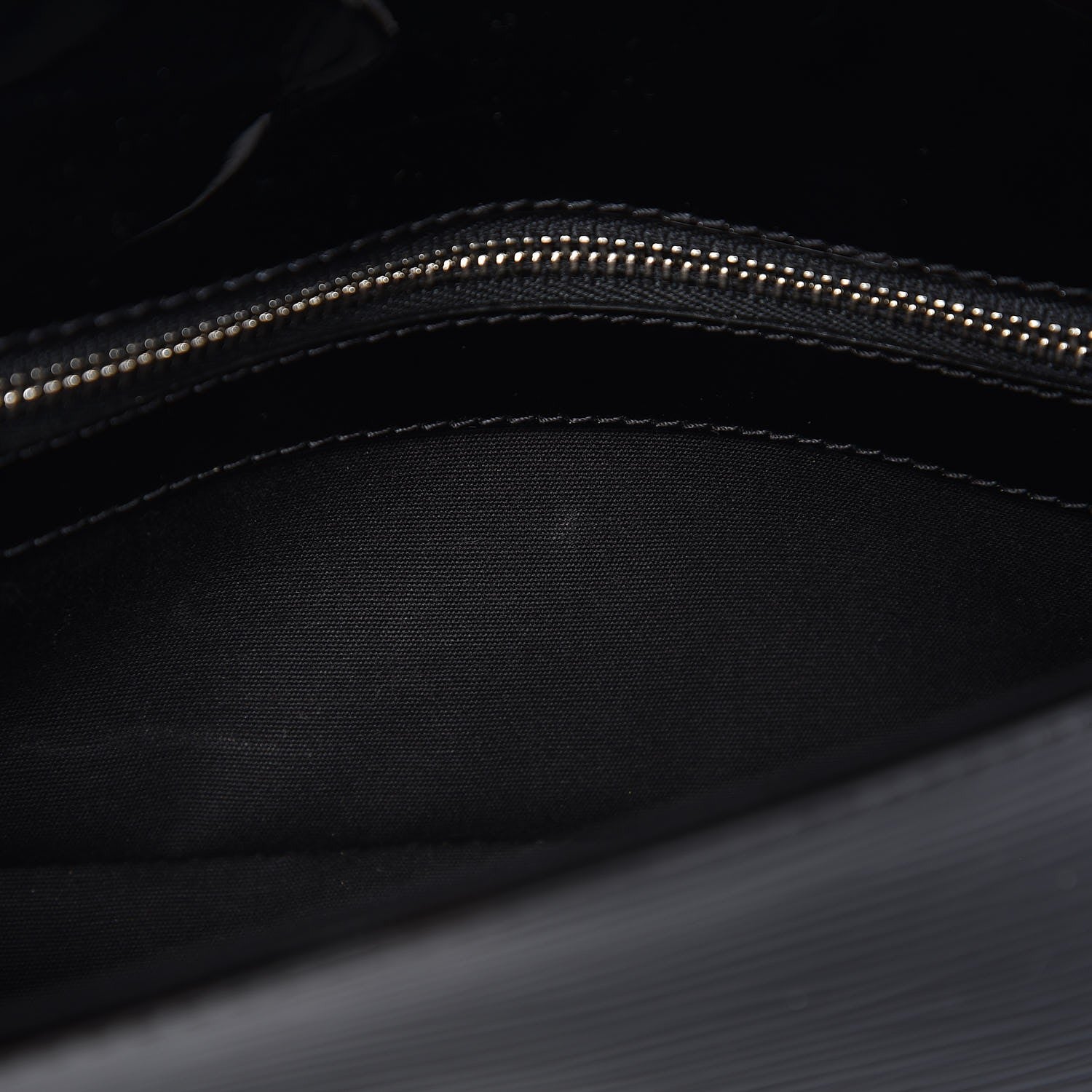Louis Vuitton Epi Electric Sobe Clutch Black 7 of 8