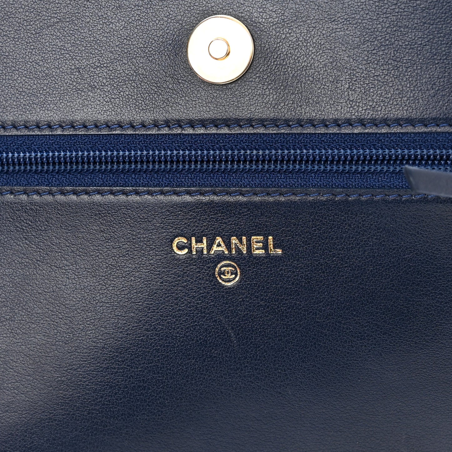 Caviar Quilted Boy Wallet On Chain WOC Navy