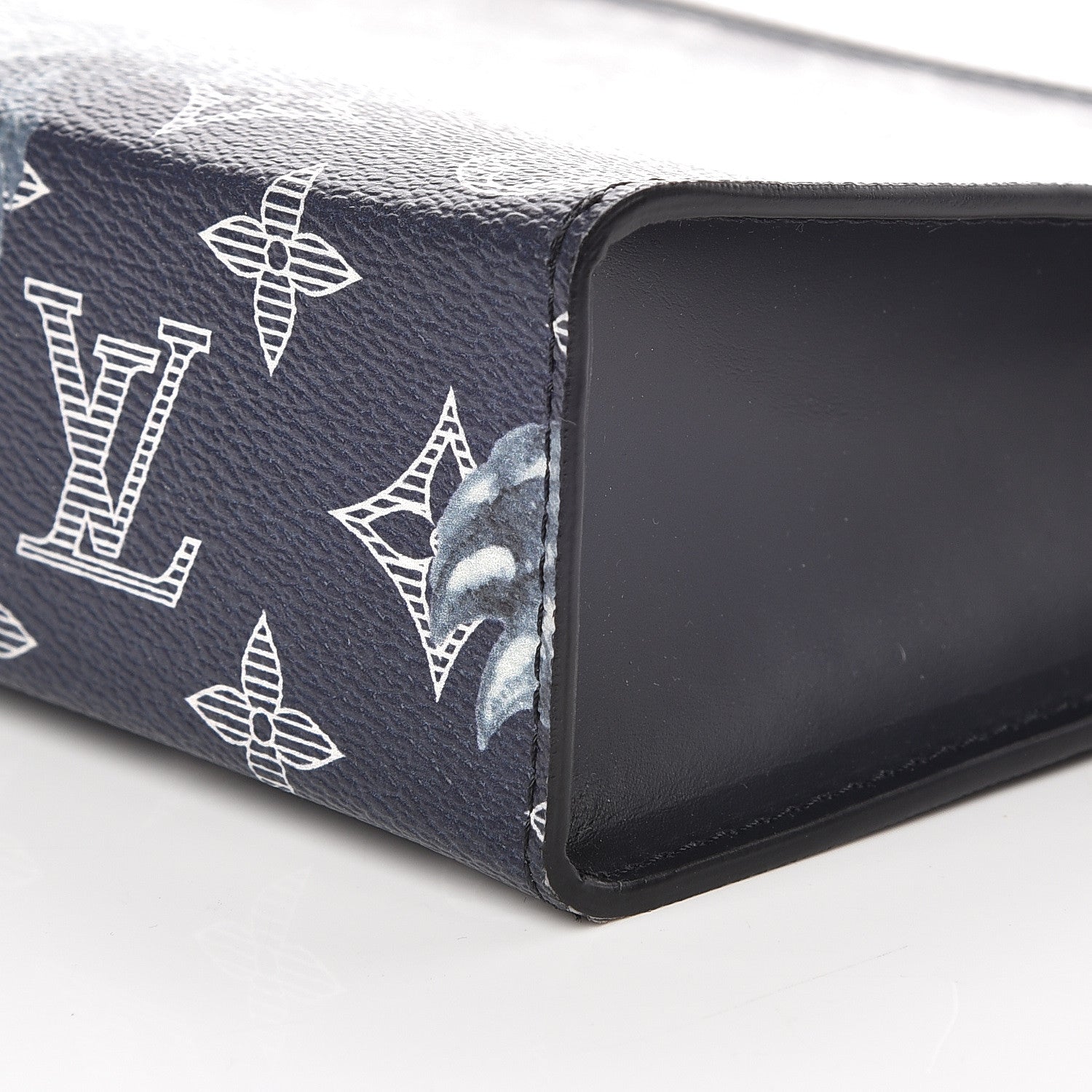 Louis Vuitton Savane Monogram Chapman Lion Pochette Voyage MM Ink 9 of 9
