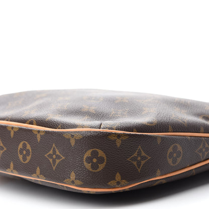 Louis Vuitton Monogram Odeon PM 7 of 11