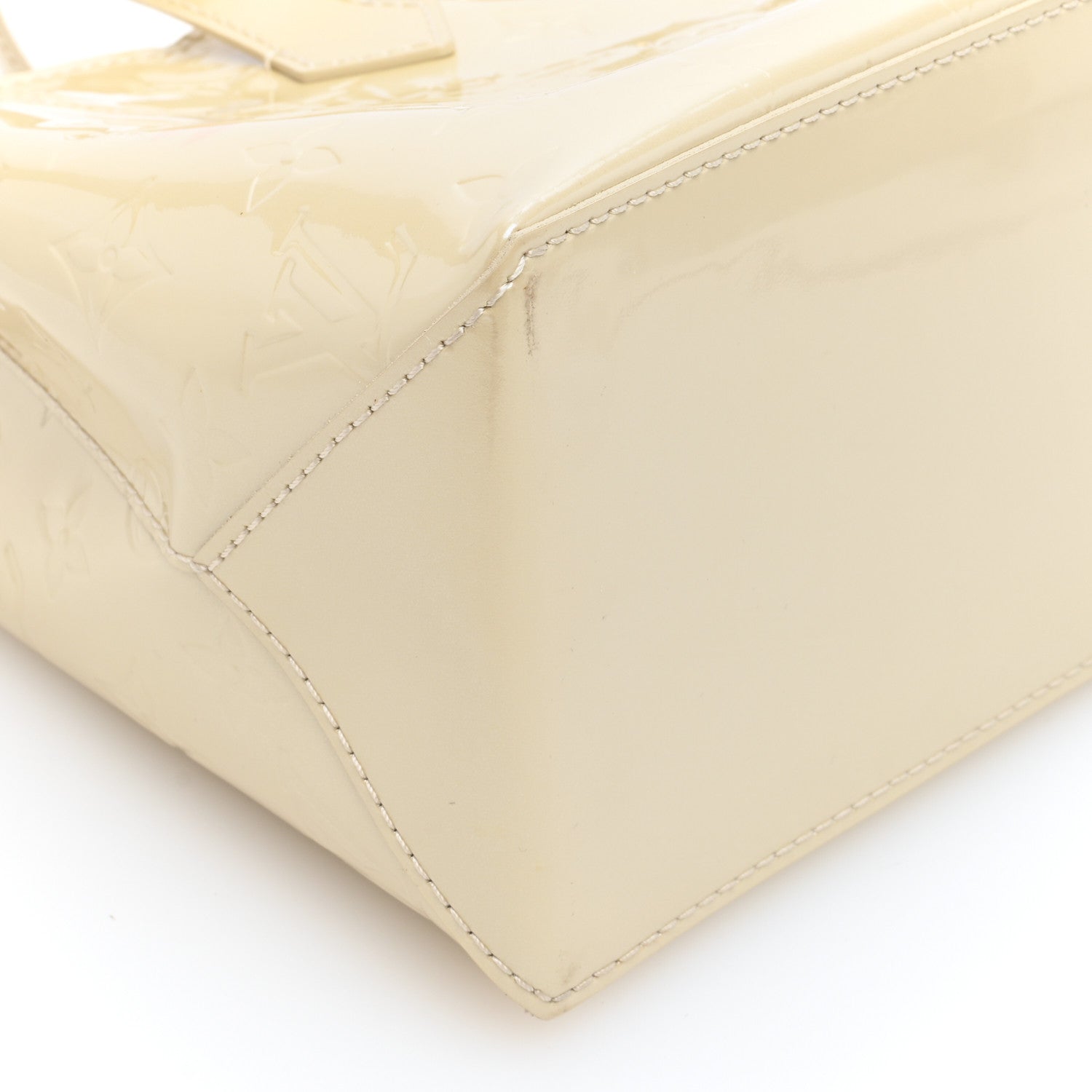 Louis Vuitton Vernis Wilshire PM Blanc Corail 8 of 9