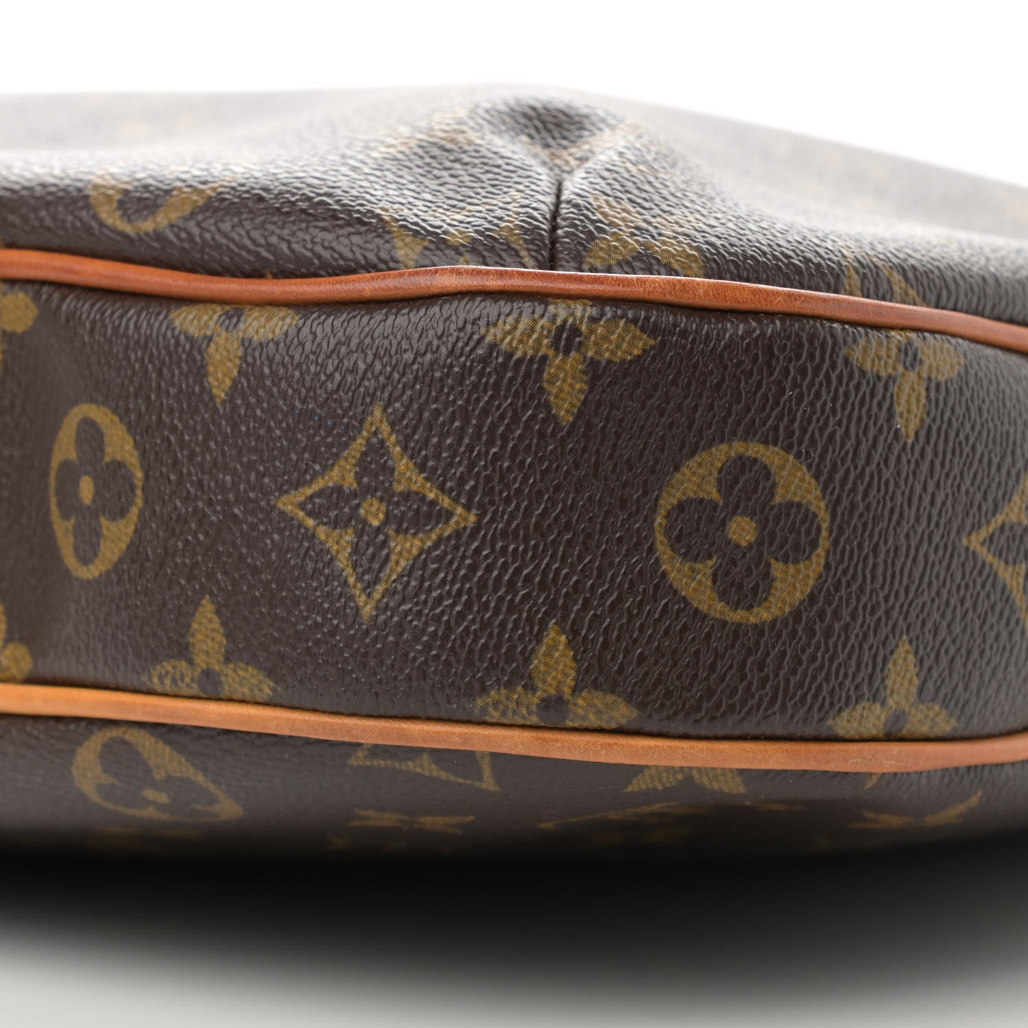 Louis Vuitton Monogram Odeon MM 10 of 10