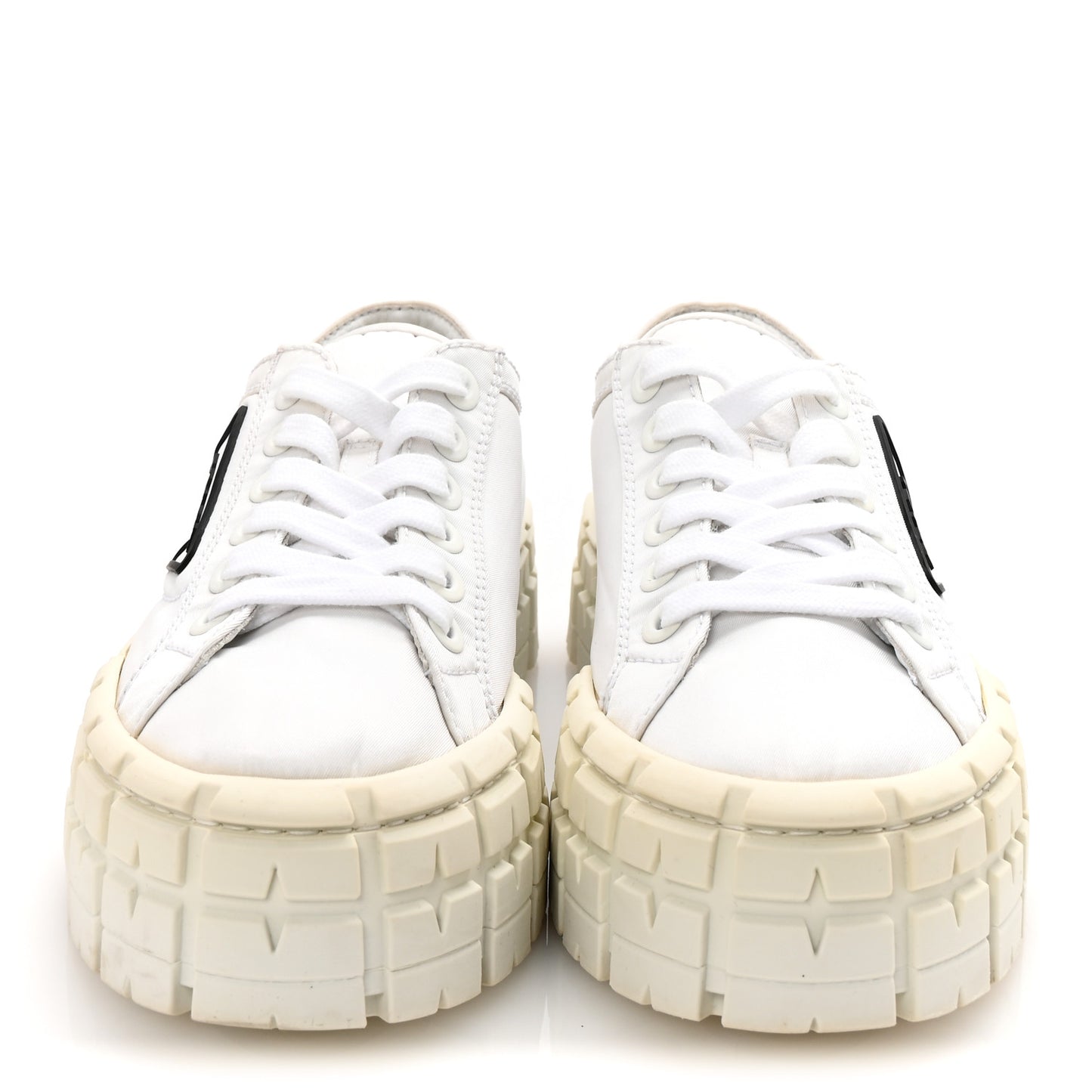 Re-Nylon Gabardine Triangle Logo Double Wheel 50mm Sneakers 38.5 White