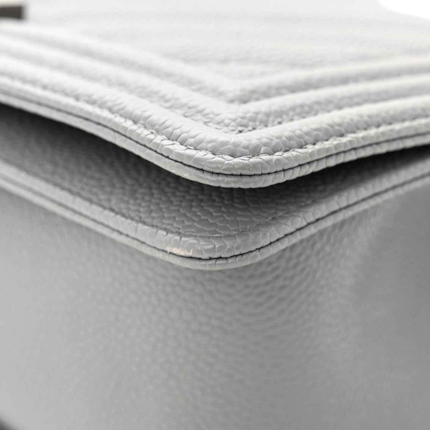 Caviar Chevron Quilted Medium Boy Flap Grey