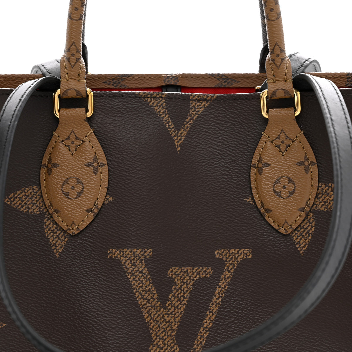 Reverse Monogram Giant Onthego MM