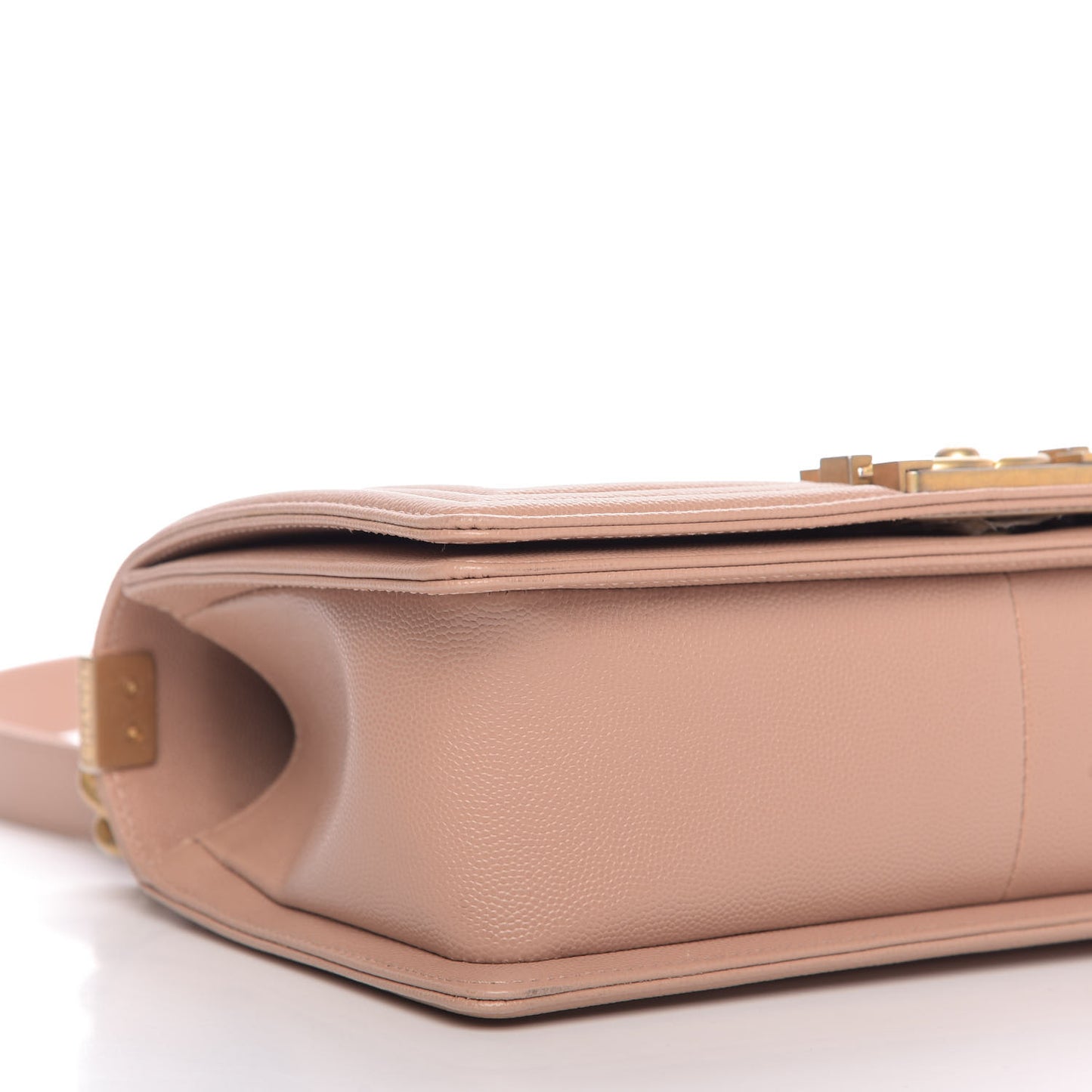 Caviar Quilted Medium Boy Flap Light Beige