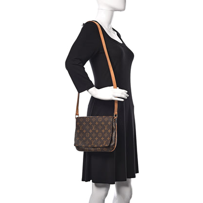 Louis Vuitton Monogram Musette Tango Long Strap 2 of 12
