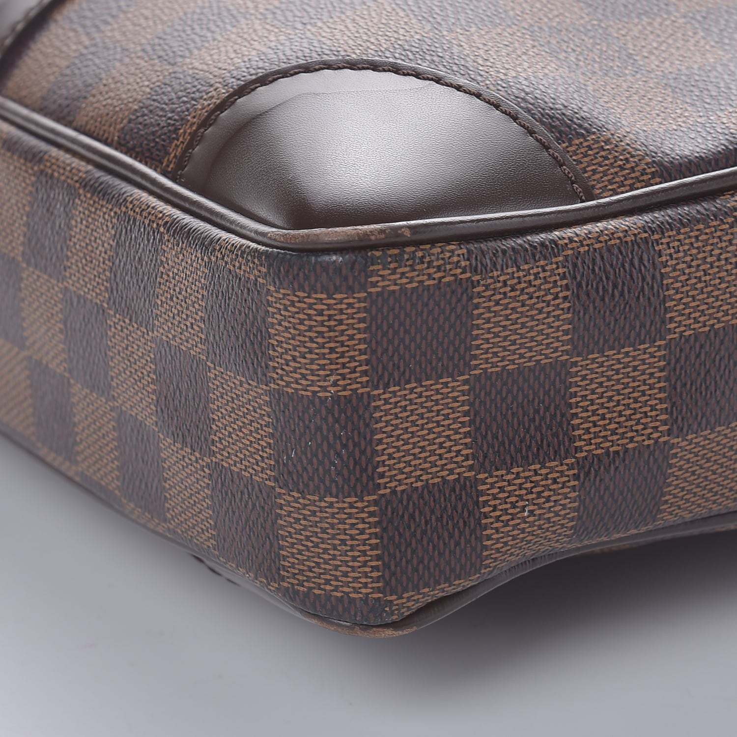 Louis Vuitton Damier Ebene Porte Documents Voyage 12 of 12