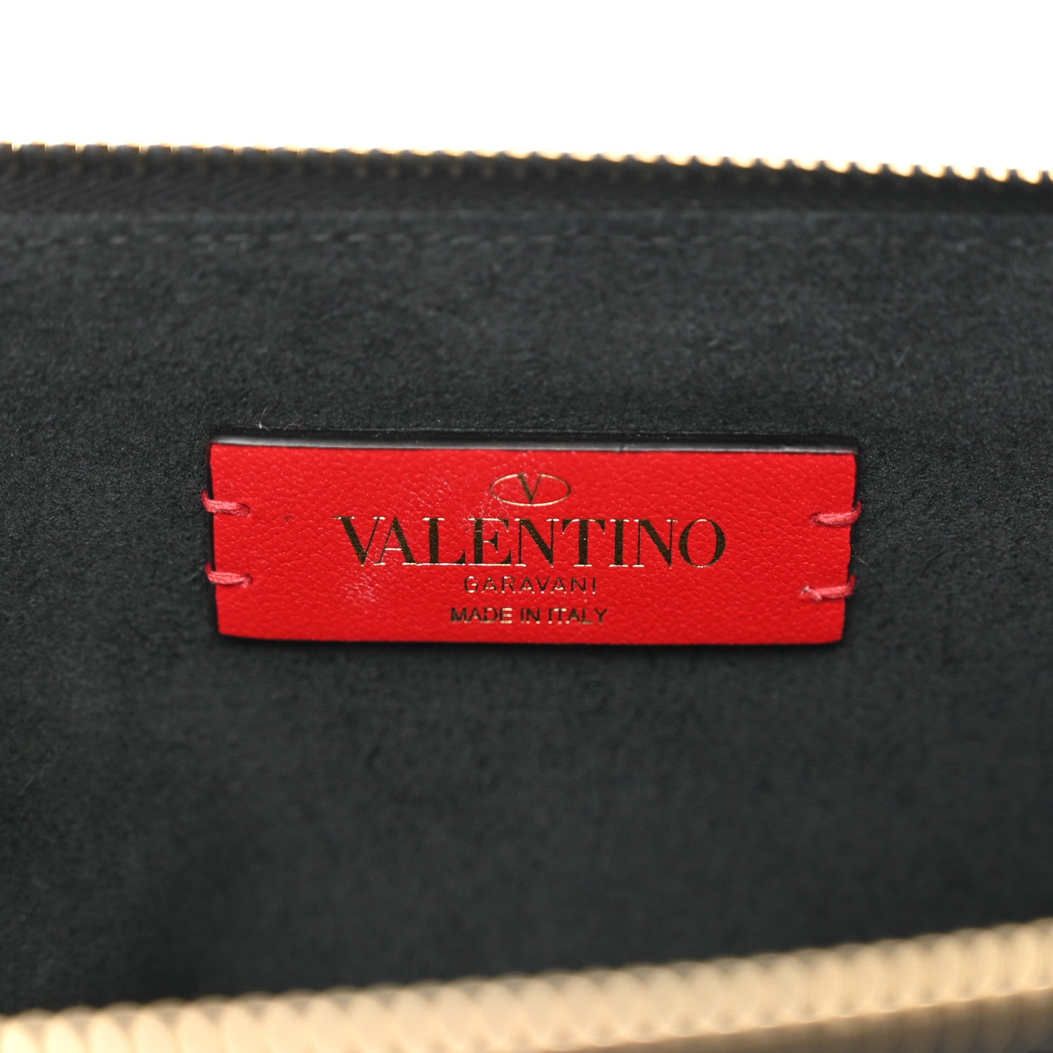Valentino Garavani Pebbled Calfskin Large Rockstud Wristlet Clutch Black 6 of 7
