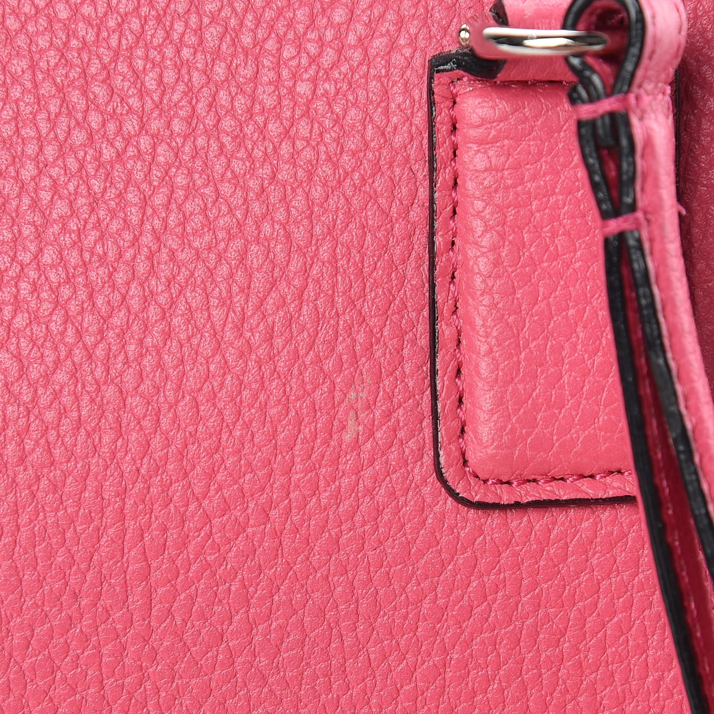 Textured Calfskin Incognito Doctor Pouch Pink