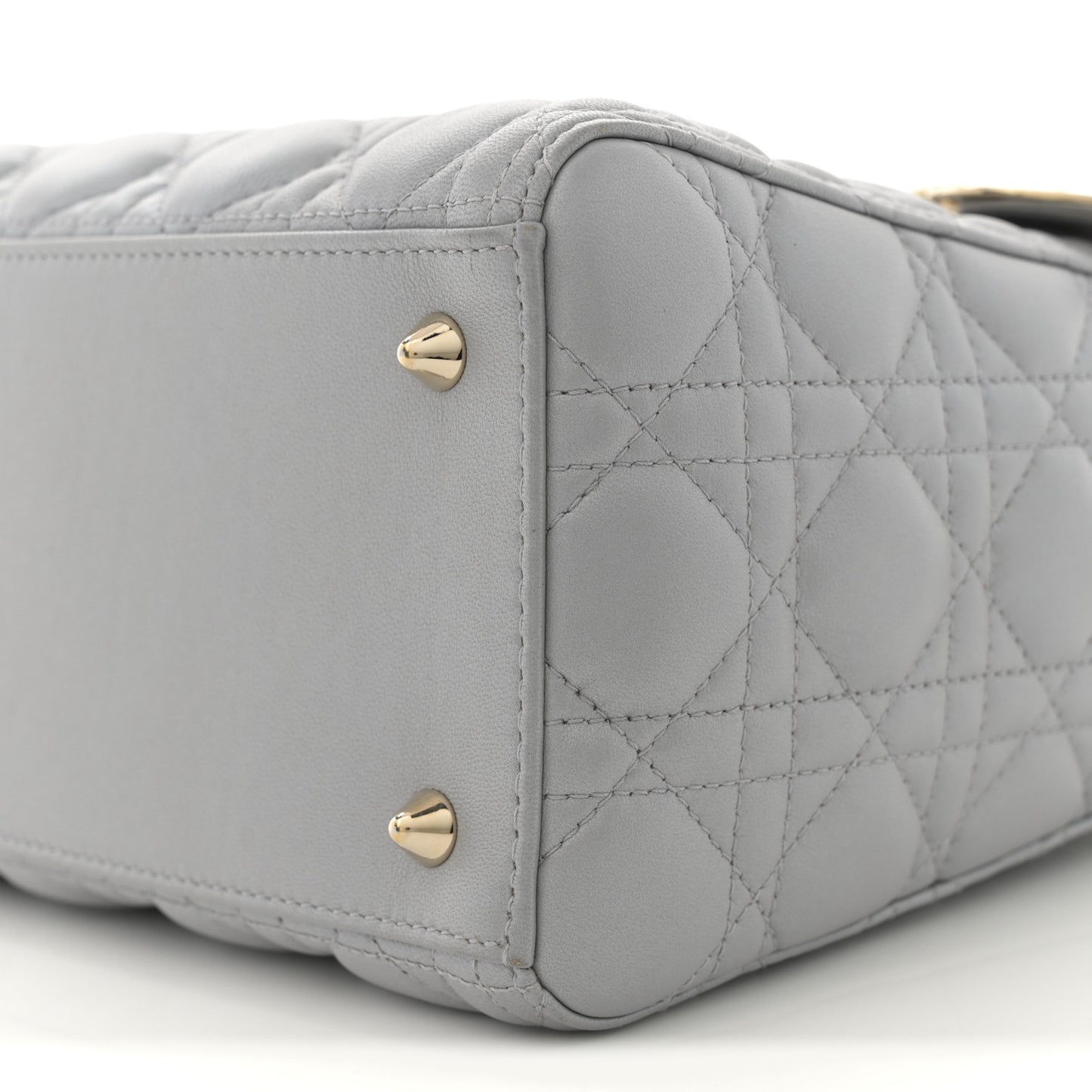 Pearly Lambskin Cannage Medium Lady Dior Grey