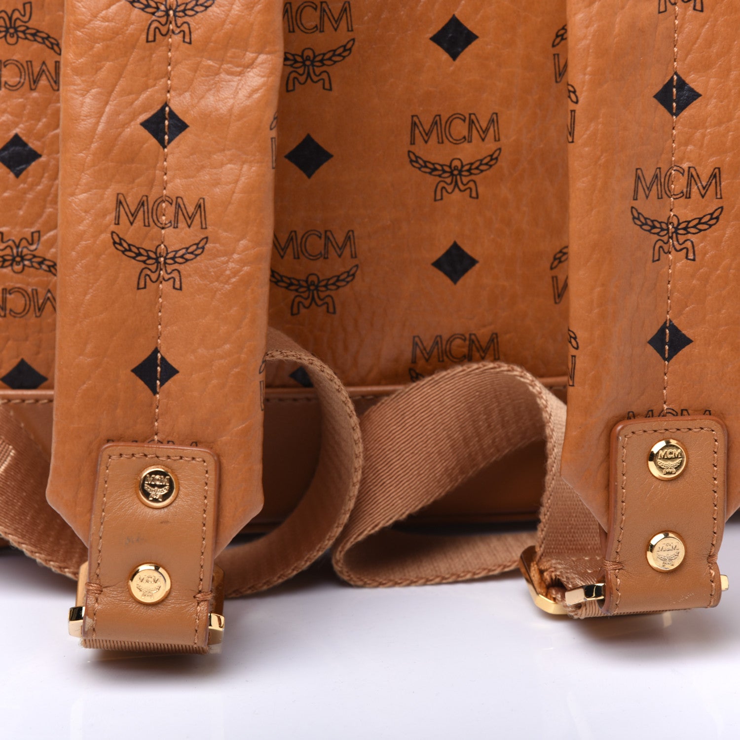 MCM Visetos Studded Medium Stark M Backpack Cognac 13 of 18
