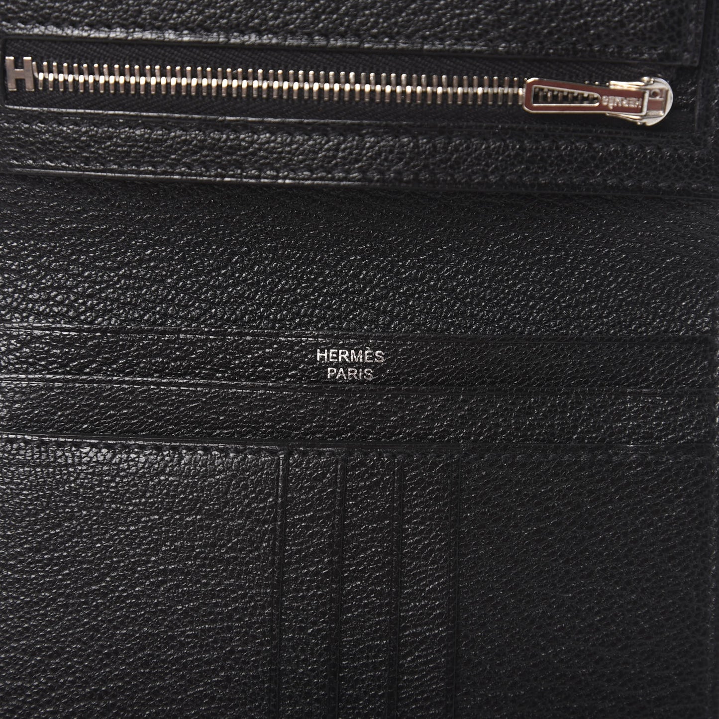 Chevre Mysore Bearn Compact Wallet Black