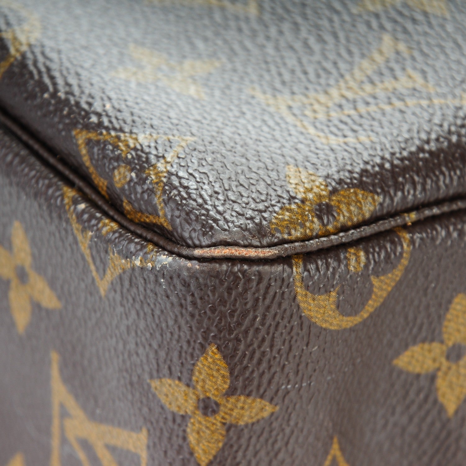 Louis Vuitton Monogram Trousse Toilette 28 9 of 9