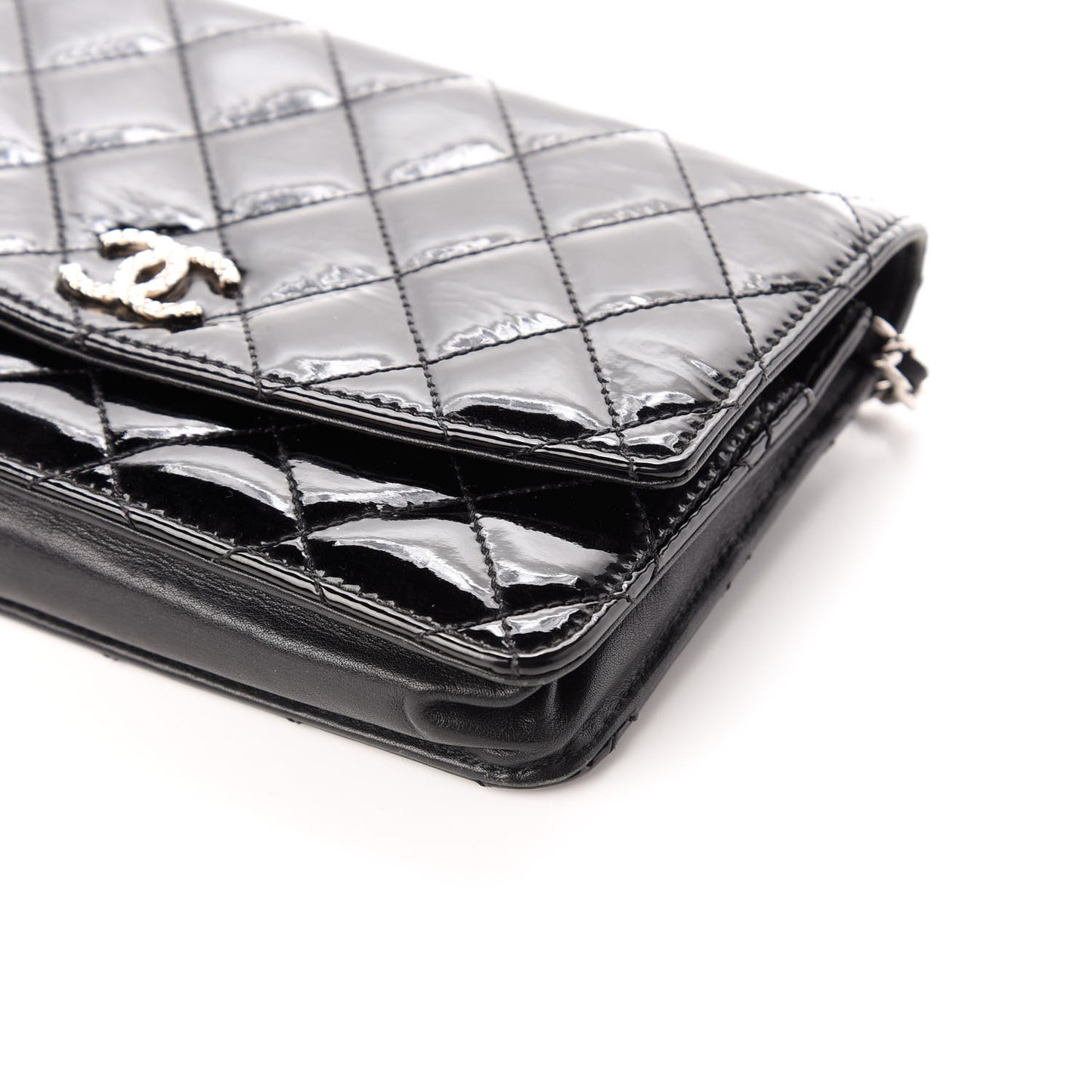 Patent Quilted Brilliant Wallet On Chain WOC Black