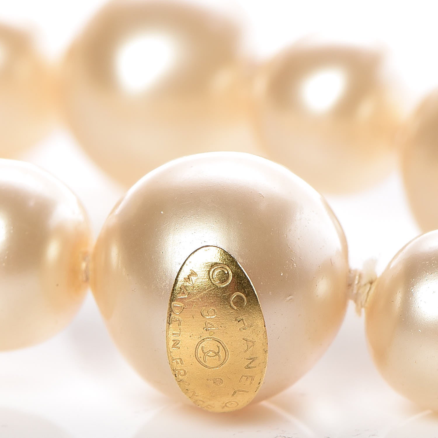 Chanel Pearl CC Short Necklace 6 of 6