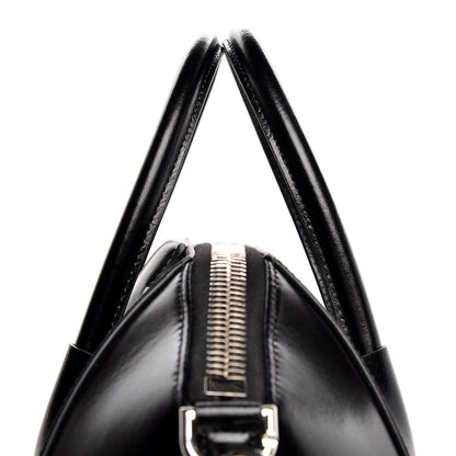 Givenchy Shiny Lord Calfskin Medium Antigona Black 10 of 10