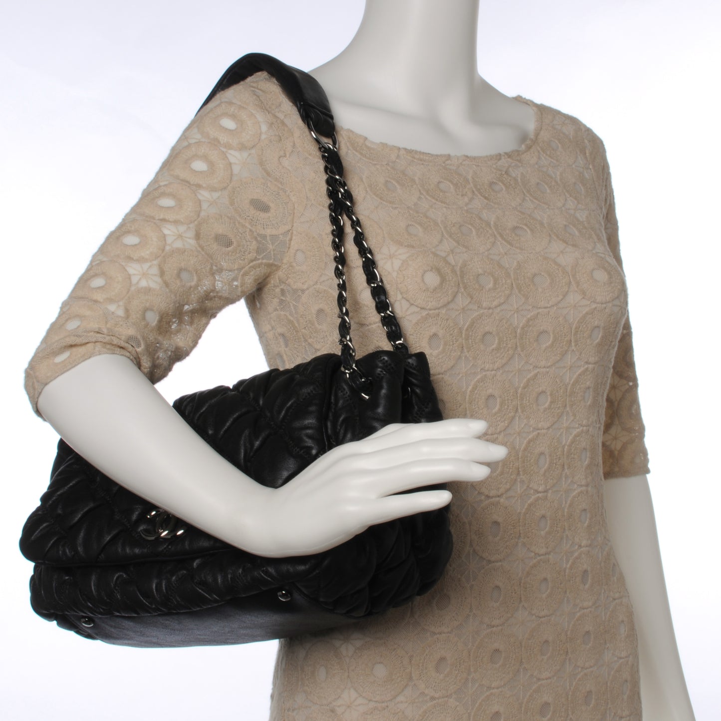 Leather Bubble Quilt Flap Bag Black