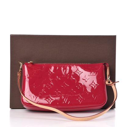 Louis Vuitton Vernis Pochette Accessories NM Rose Indien 11 of 11