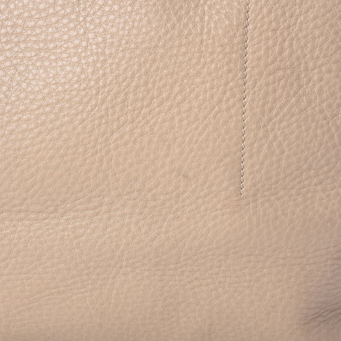 Vitello Daino Shopping Tote Cammeo