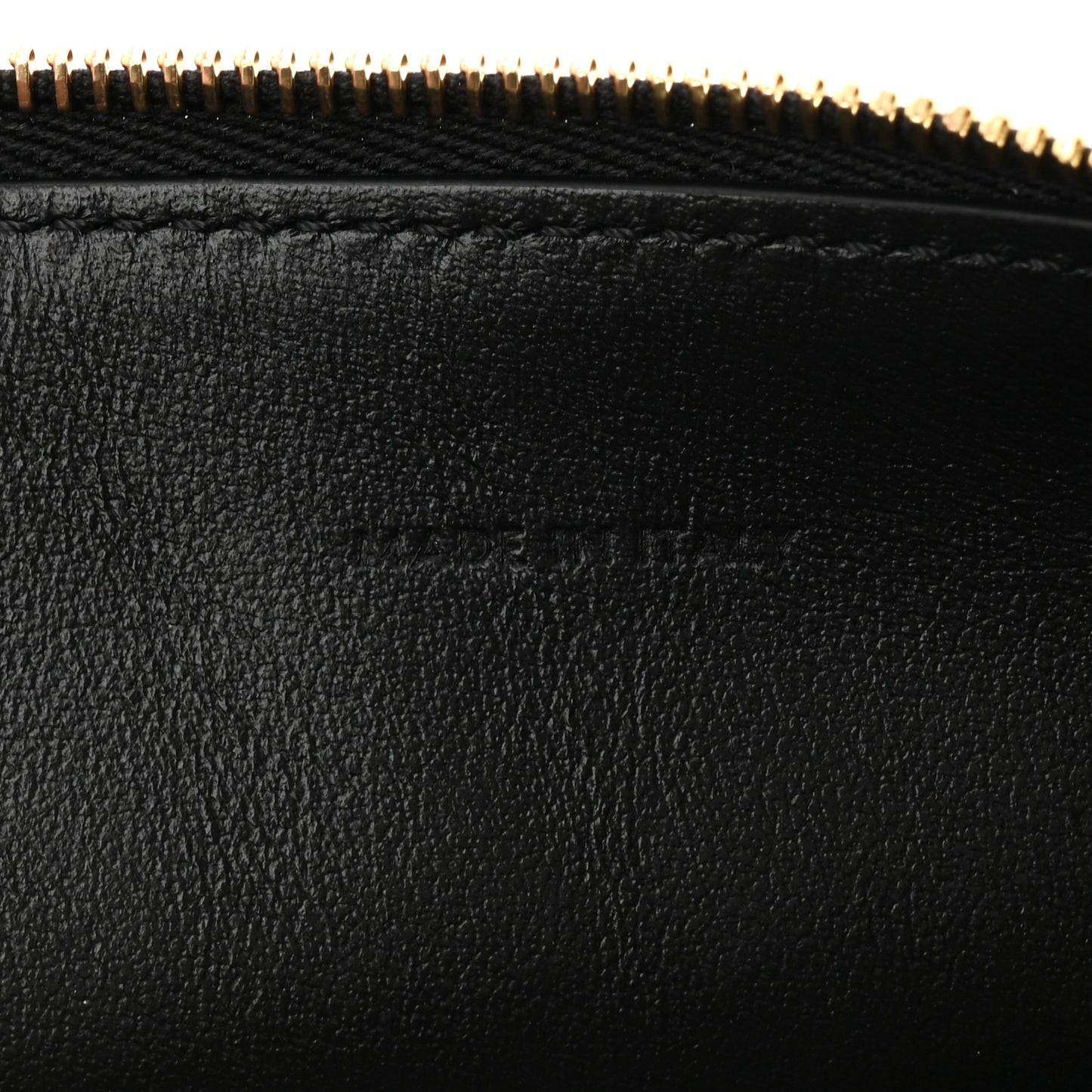 Smooth Calfskin Cuir Triomphe Clutch on Chain Black