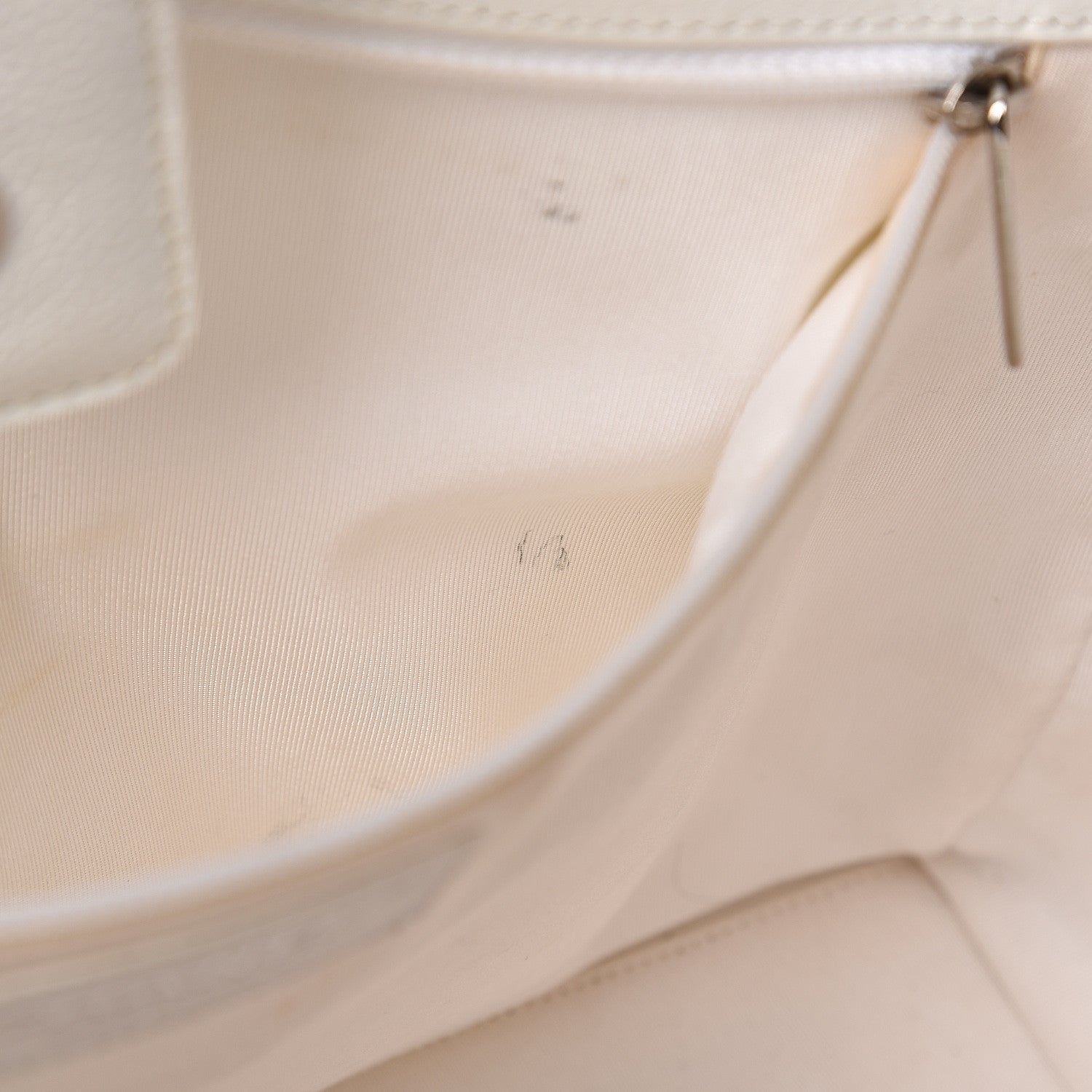 Chanel Caviar Cerf Executive Shopper Tote White 10 of 24