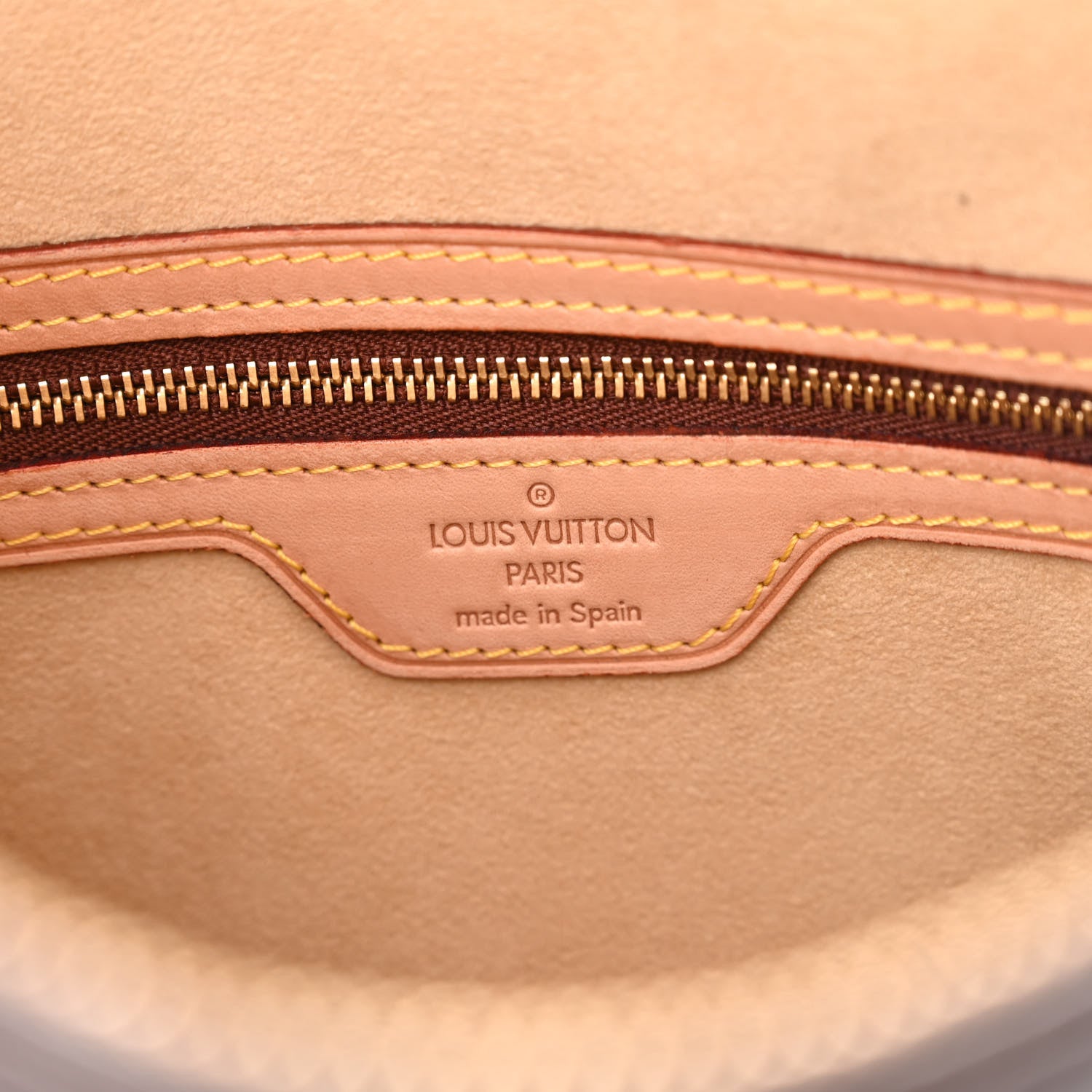 Louis Vuitton Monogram Looping GM 6 of 12