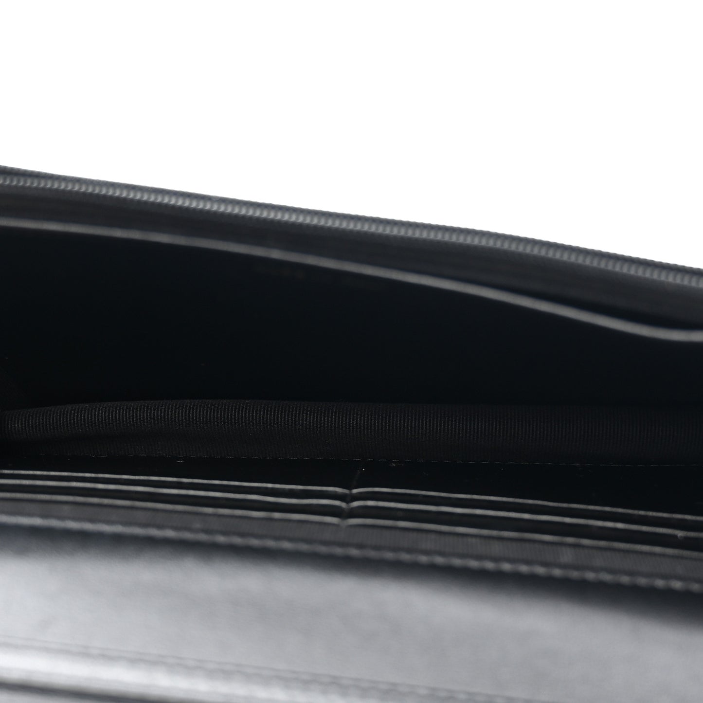 Lambskin Quilted Twisted CC Wallet On Chain WOC Black