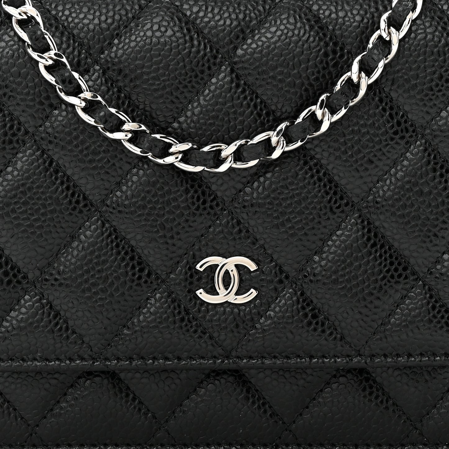 Caviar Quilted Wallet on Chain WOC Black