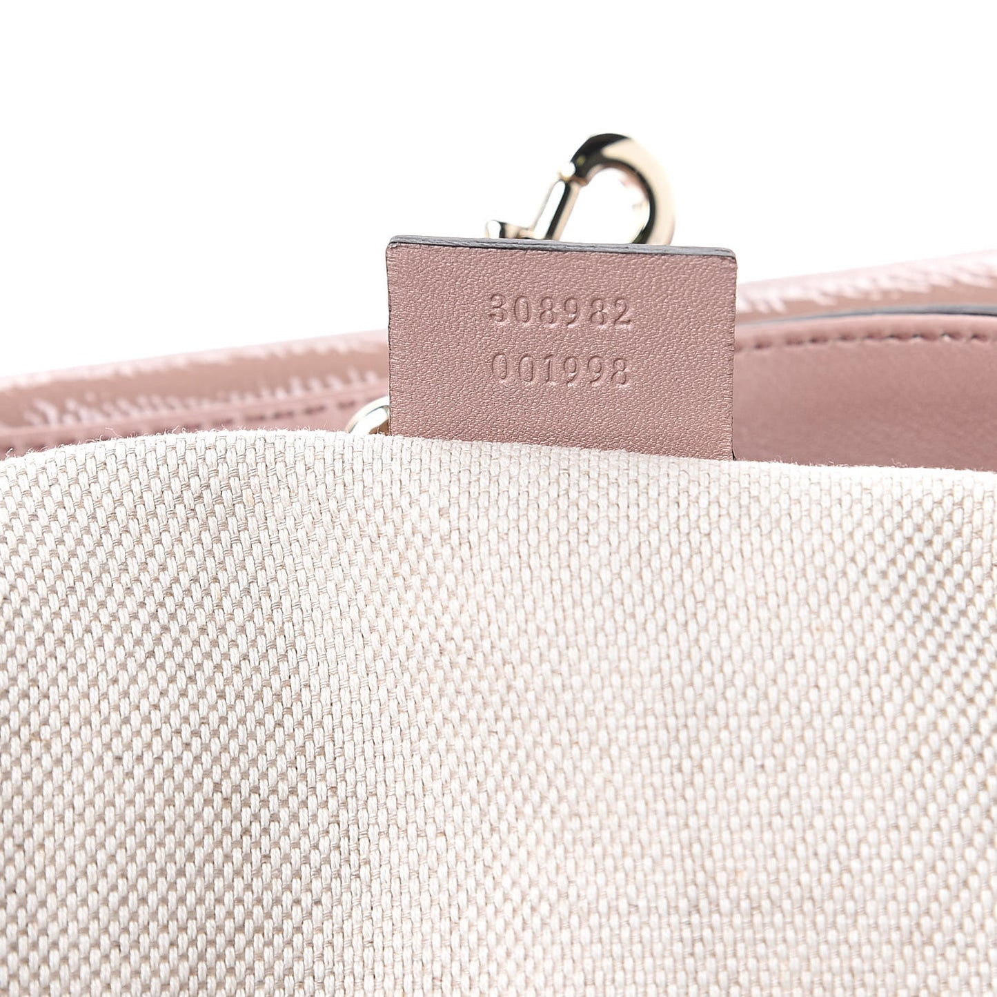 Patent Medium Soho Chain Shoulder Bag Dark Cipria