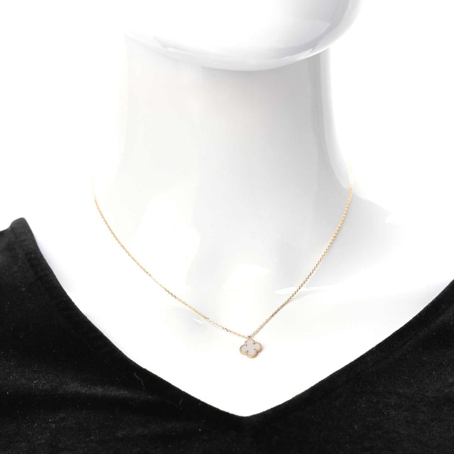 18K Yellow Gold Mother of Pearl Sweet Alhambra Pendant Necklace
