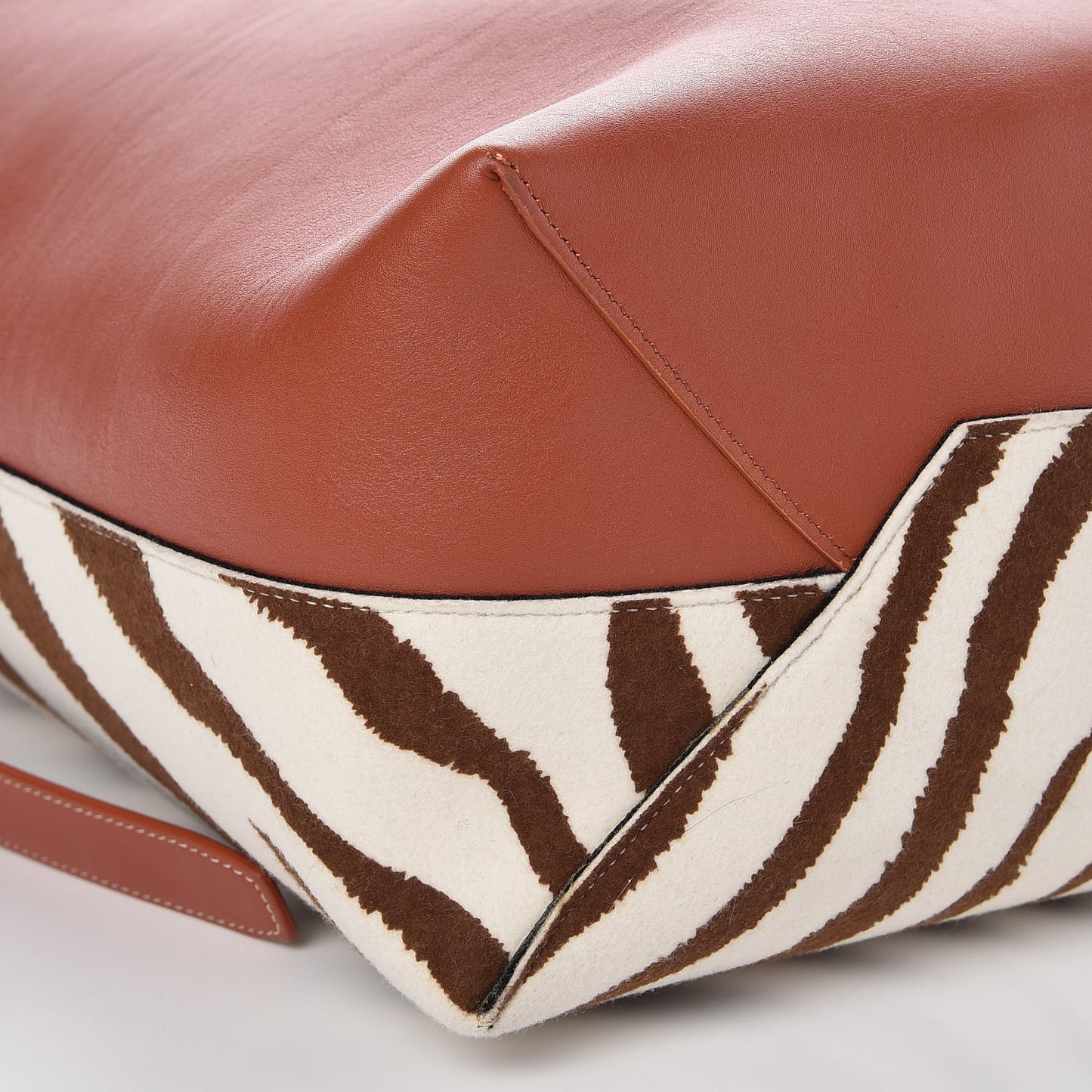 Smooth Calfskin Felt Zebra Printed Oversized Twisted Cabas Chalk Brick