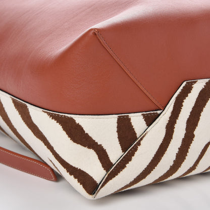 Celine Smooth Calfskin Felt Zebra Printed Oversized Twisted Cabas Chalk Brick 11 of 12