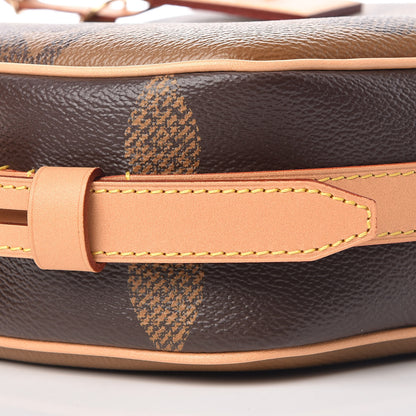 Louis Vuitton Reverse Monogram Giant Boite Chapeau Souple 8 of 10