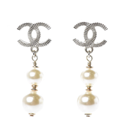 Chanel CC Pearl Drop Earrings Gold 1 of 4