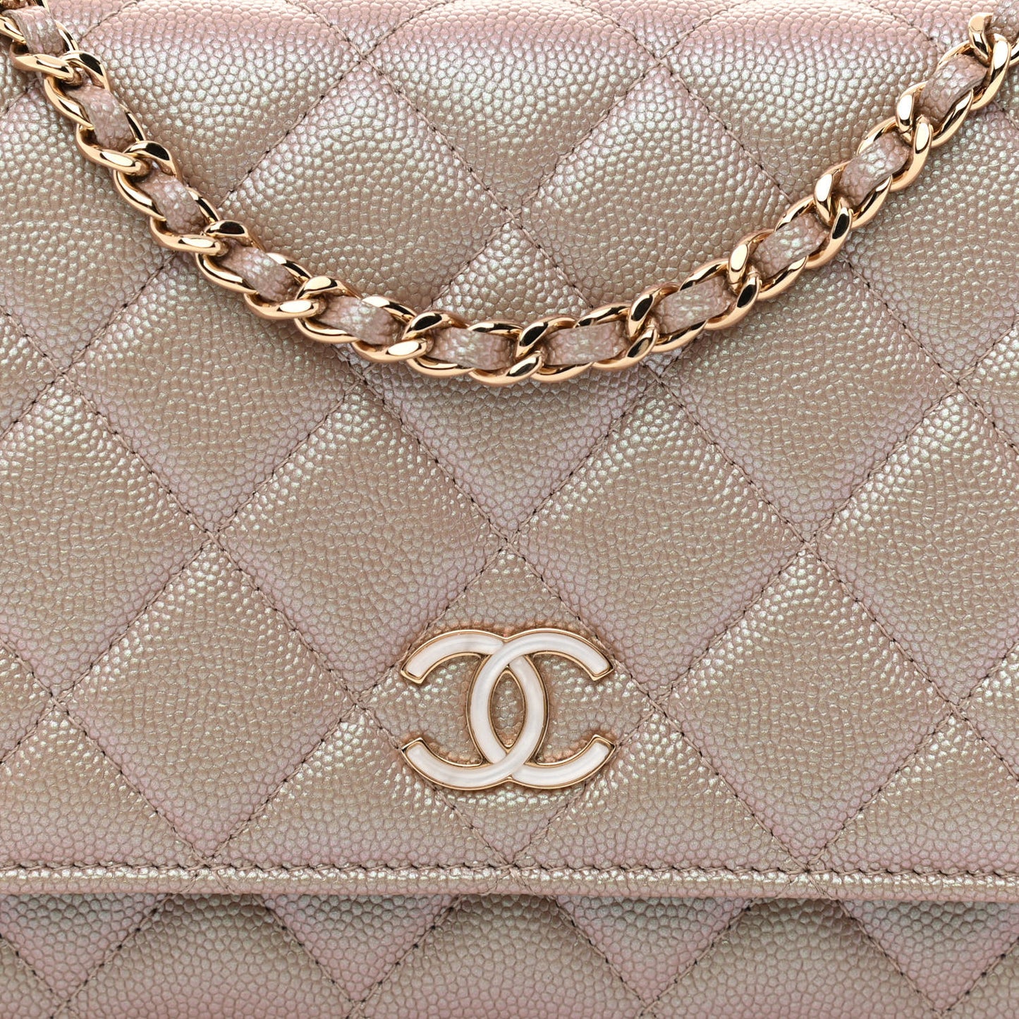 Iridescent Caviar Quilted Wallet On Chain WOC Beige