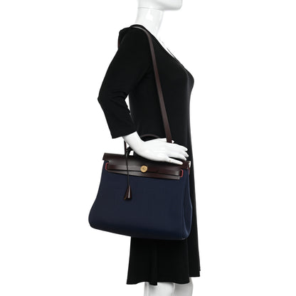 Hermes Toile Militaire Vache Hunter Herbag Zip Retourne 31 PM Rouge Sellier Bleu Marine 2 of 12