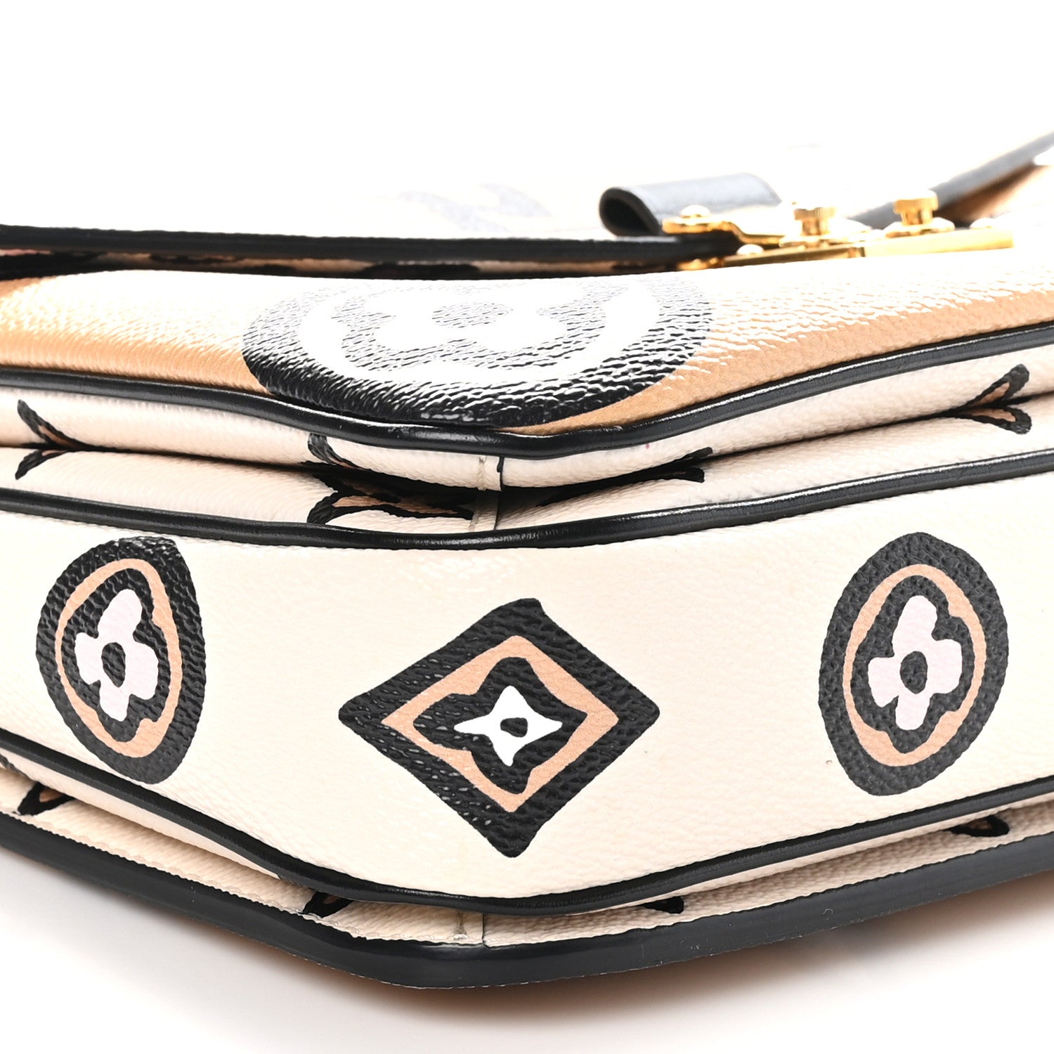 Louis Vuitton Monogram Giant Wild At Heart Pochette Metis Arizona 9 of 10