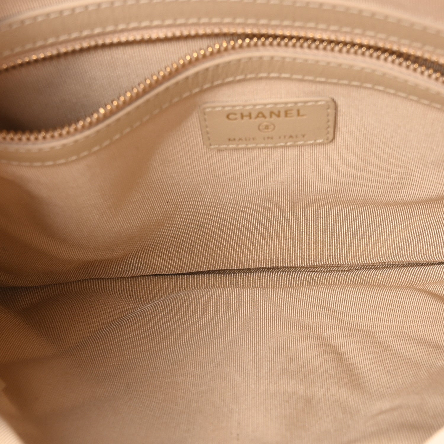 Chanel Tweed CC Medium Cosmetic Case Beige Black 5 of 10