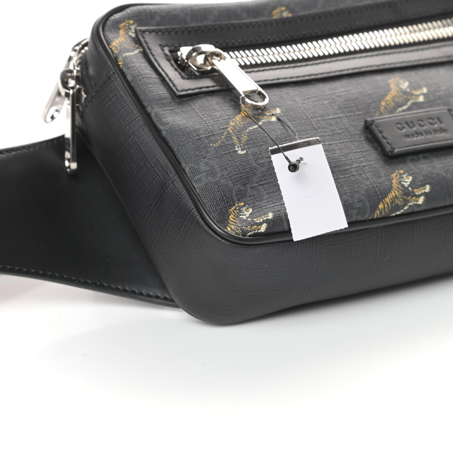 Gucci Soft GG Supreme Monogram Tigers Belt Bag Black Multicolor 8 of 9