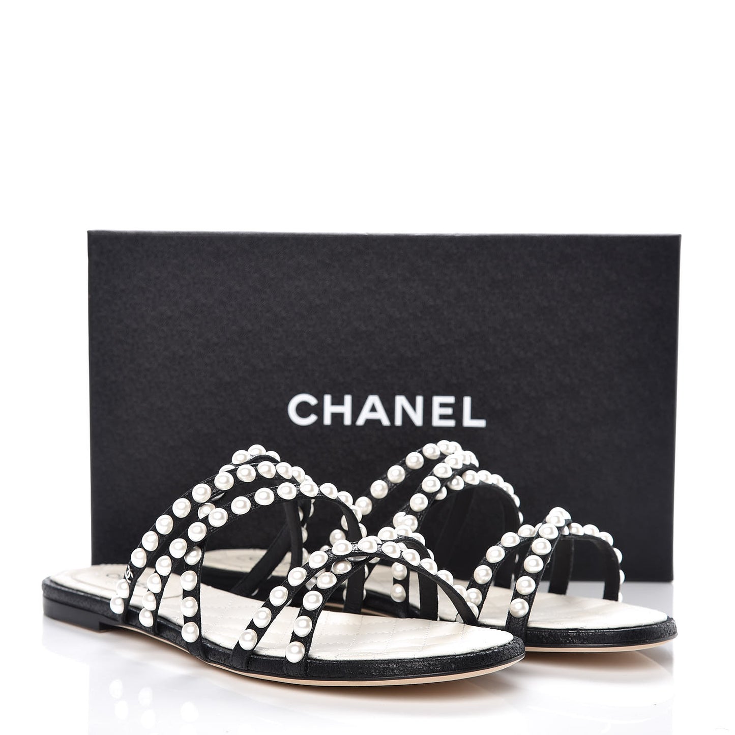 Crackled Lambskin Pearl Mule Sandals 40 Black