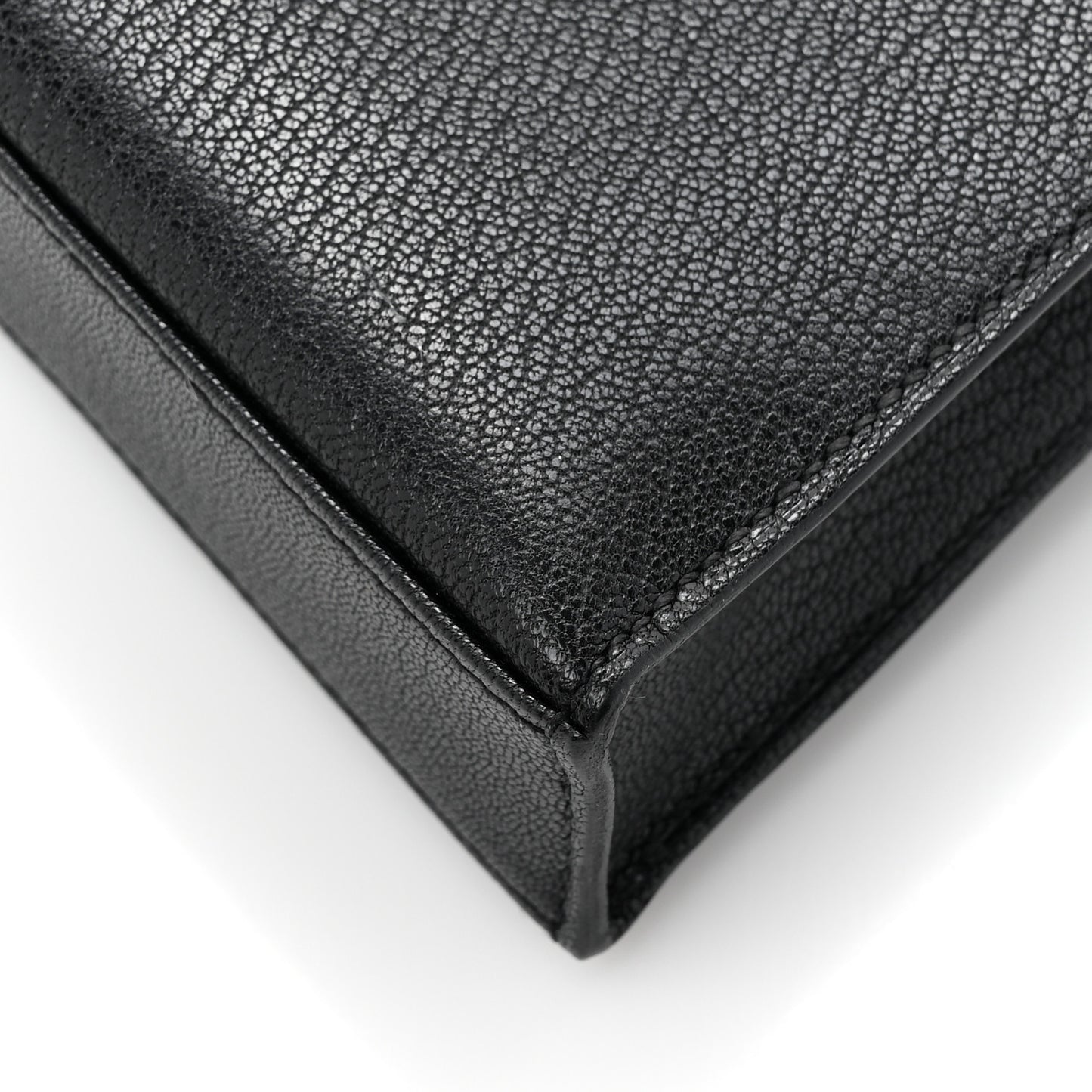 Chevre Chamkila Kelly Elan Black