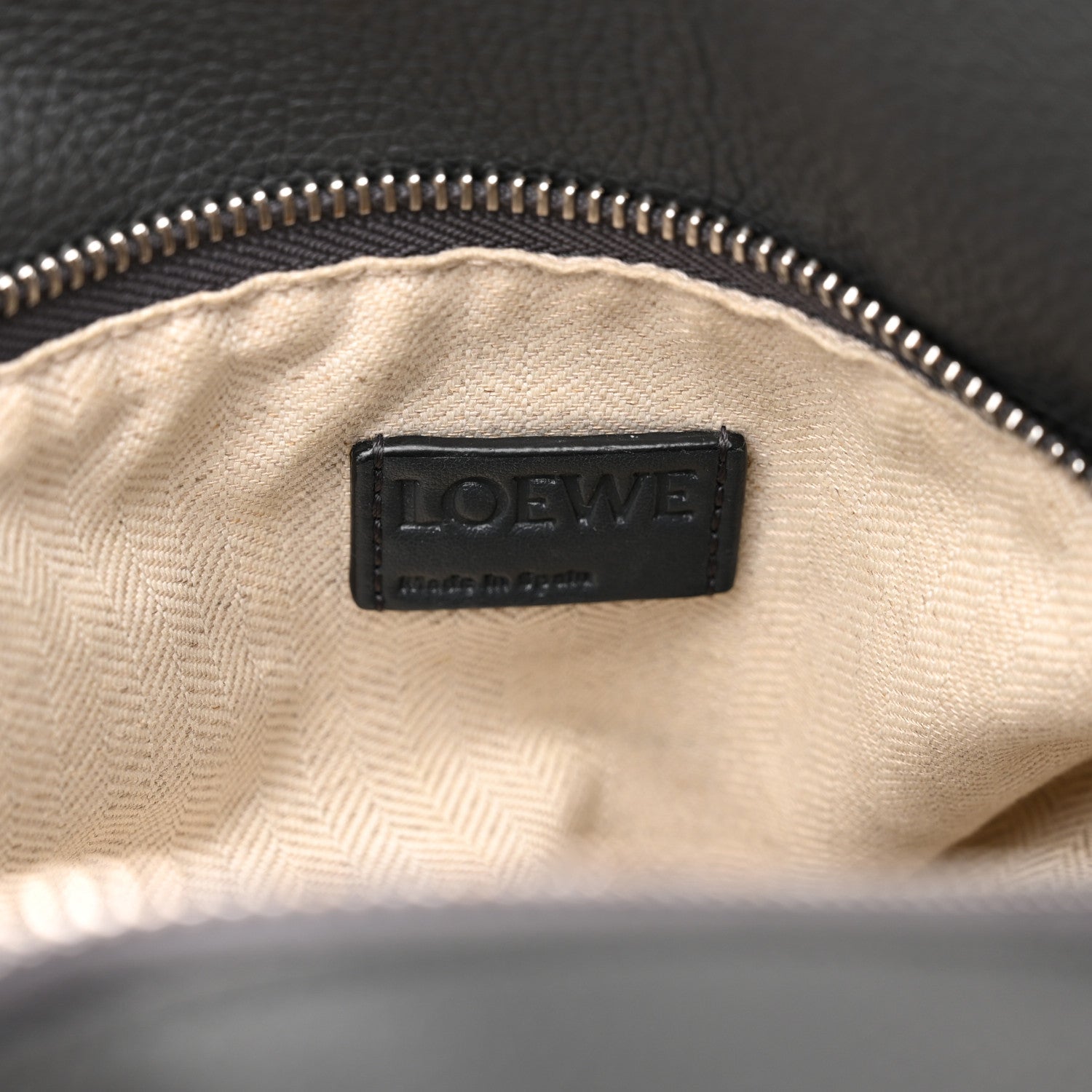 Loewe Calfskin Medium Puzzle Bag Grey 5 of 12