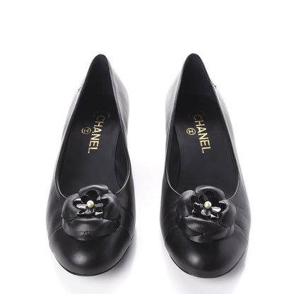 Chanel Lambskin Pearl Camellia Cap Toe Pumps 38.5 Black 5 of 11