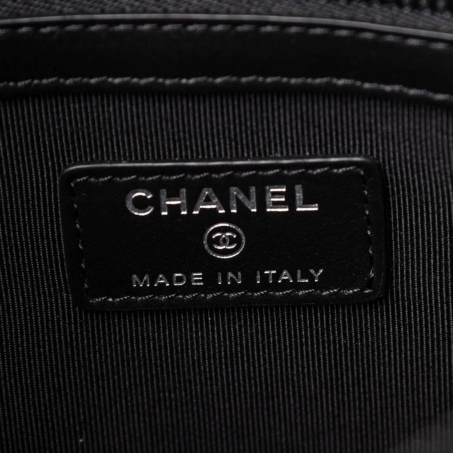 Chanel Crumpled Calfskin Quilted Medium Cosmetic Case So Black 6 of 8