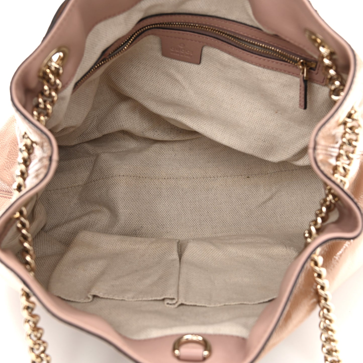 Patent Medium Soho Chain Shoulder Bag Dark Cipria